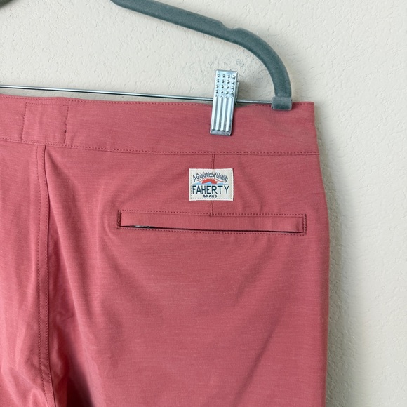 FAHERTY Men’s All Day Shorts | 33 | Salmon - Picture 4 of 9